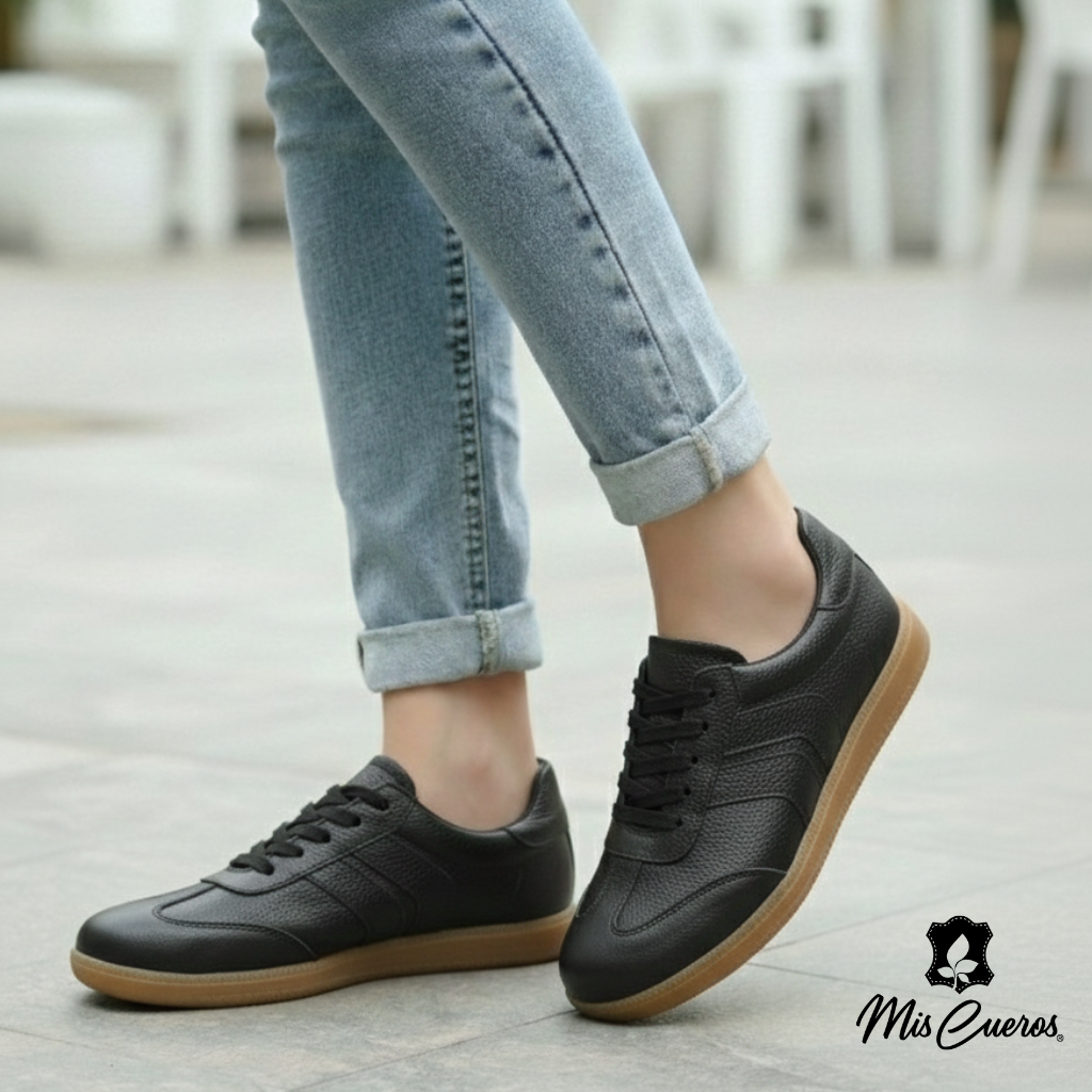8 Zapatilla Monse Negra - Imagen 1